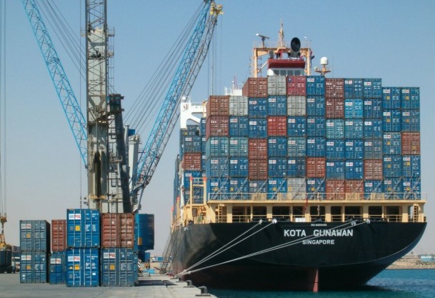 کاهش 20 درصدی واردات ایران در 8 ماهه اول امسال 